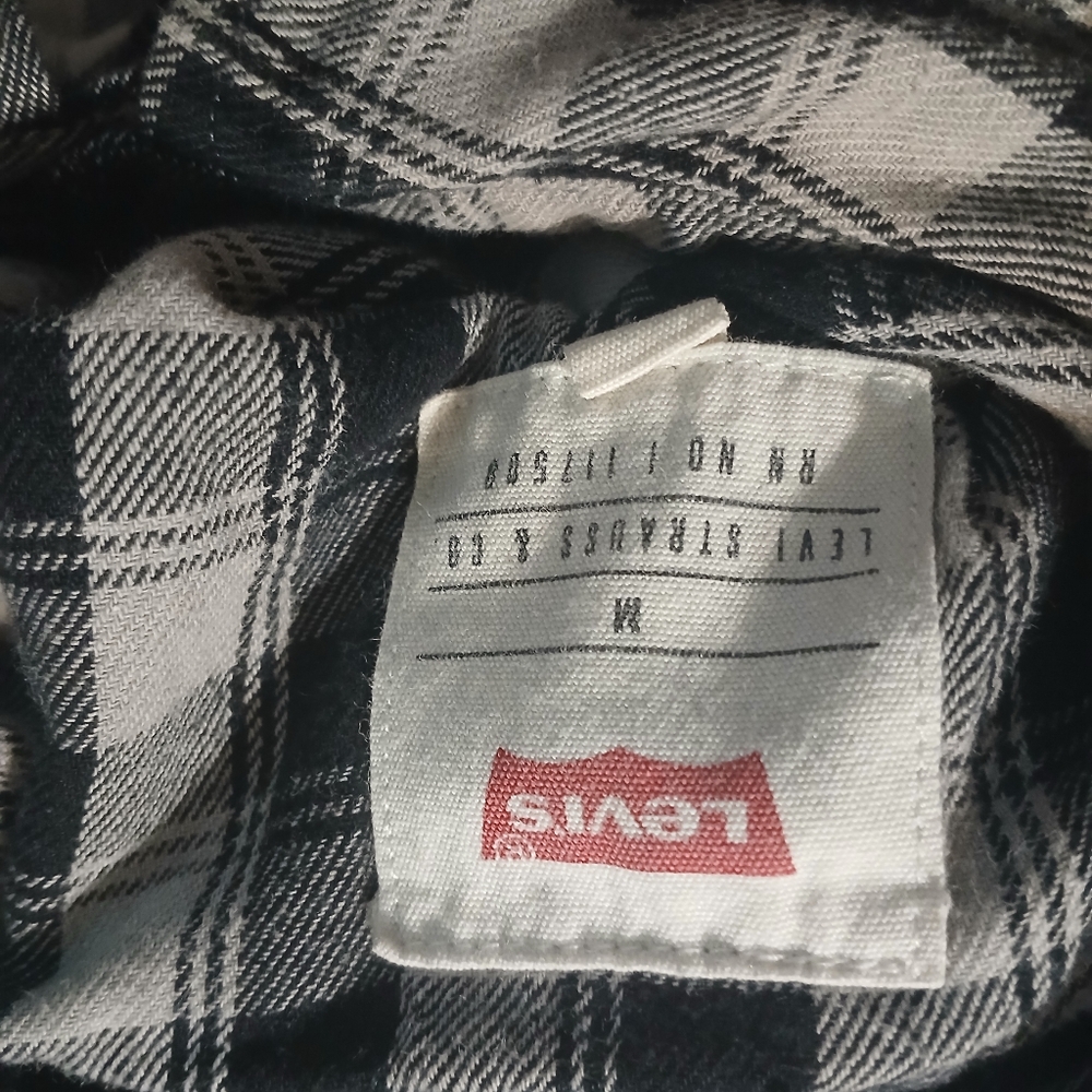 Levi's Button Down Flannel Shirt - image 3